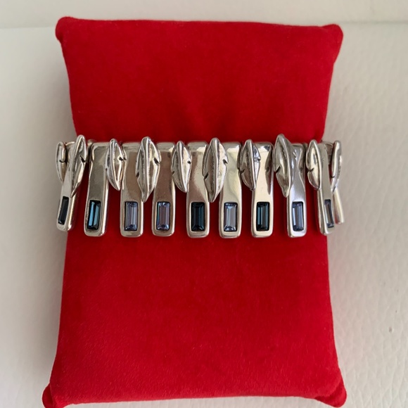 NWT! UNO de 50 Bracelet "Nightbird" PUL1892; 7". - Picture 4 of 14